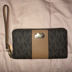 BRAND NEW Michael by Michael Kors Brown Wallet